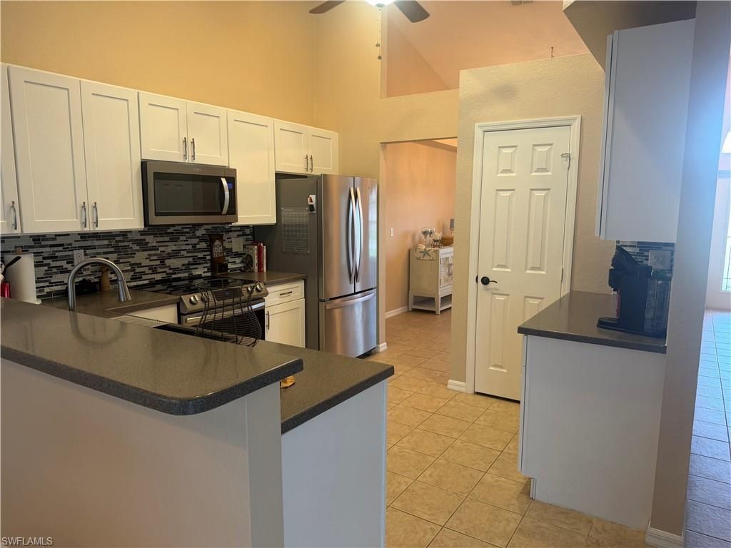 527 SW 40th Ter , Cape Coral, FL 33914 Photo