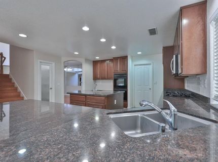 3373 Marina Cove Cir, Elk Grove, CA 95758 Photo