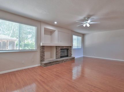3373 Marina Cove Cir, Elk Grove, CA 95758 Photo