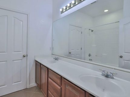 3373 Marina Cove Cir, Elk Grove, CA 95758 Photo