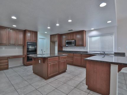 3373 Marina Cove Cir, Elk Grove, CA 95758 Photo