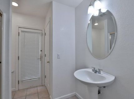 3373 Marina Cove Cir, Elk Grove, CA 95758 Photo