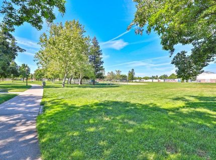 3373 Marina Cove Cir, Elk Grove, CA 95758 Photo