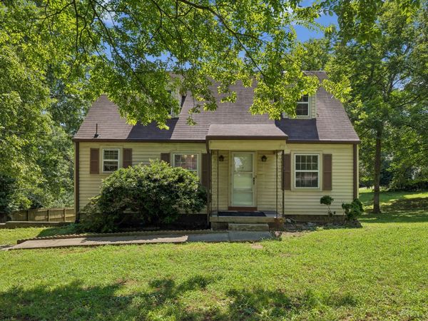 210 Cliffdale Rd , Nashville, TN 37214