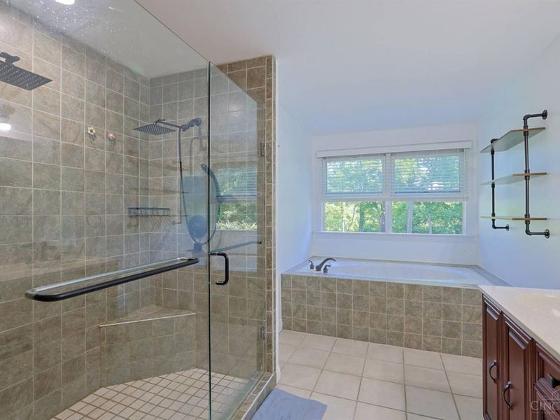 6844 High Meadows Drive, Anderson Township, OH 45230 Photo 17