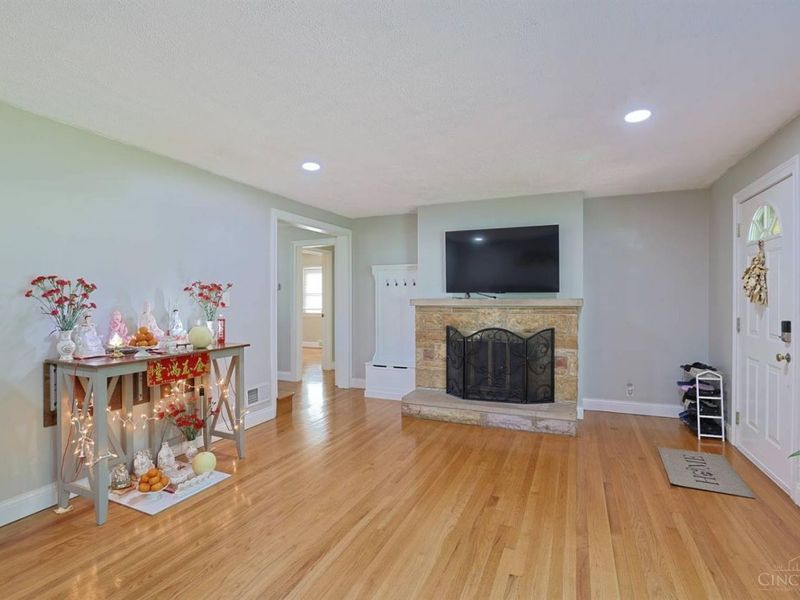 6844 High Meadows Drive, Anderson Township, OH 45230 Photo 4