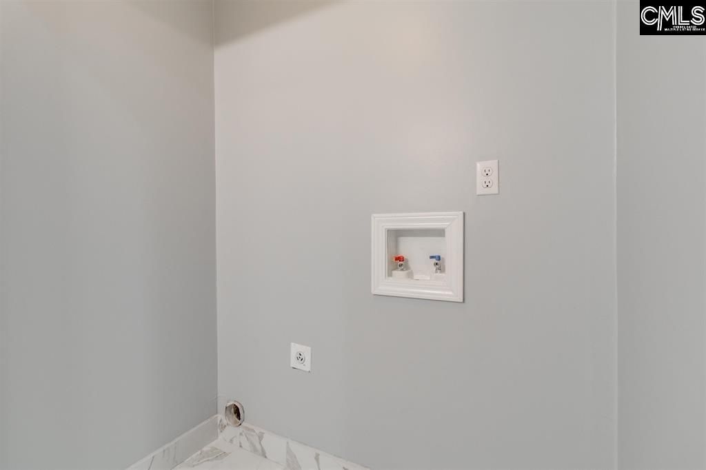 504 Greenlake Drive Photo 15