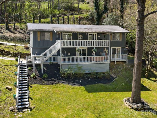 228 White Oak Road , Waynesville, NC 28785