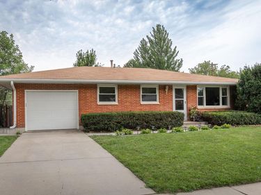 7330 S Wedgewood Drive, Lincoln, NE 68510