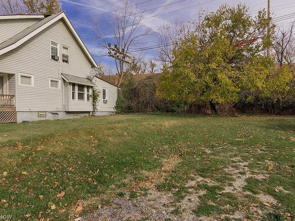821 E 131st Street , Cleveland, OH 44108