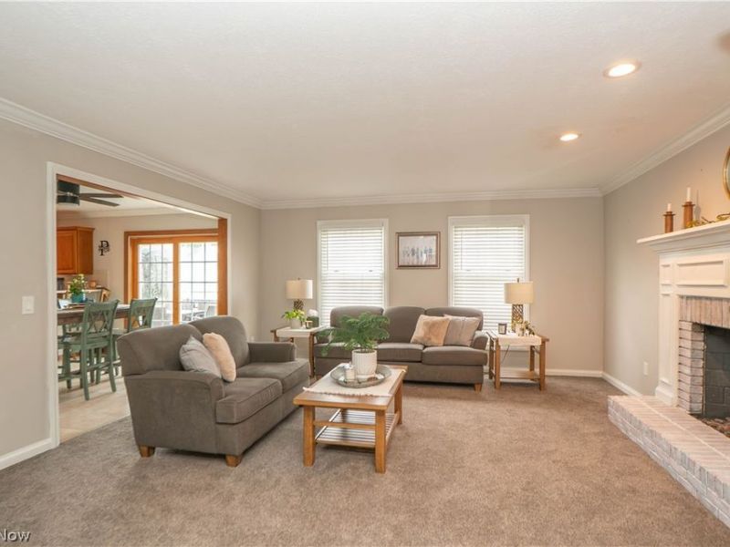 8037 Glendevan Street NW, Massillon, OH 44646 Photo 10