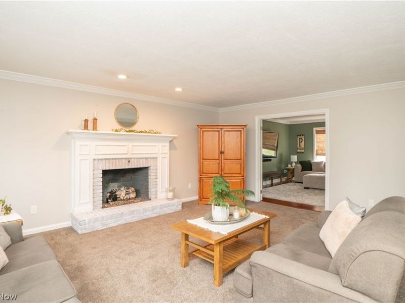 8037 Glendevan Street NW, Massillon, OH 44646 Photo 8