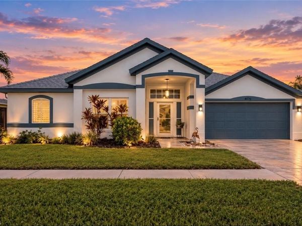 4676 Varsity CIR, LEHIGH ACRES, FL 33971