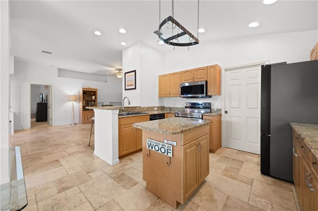 4676 Varsity Cir, Lehigh Acres, FL 33971 Photo