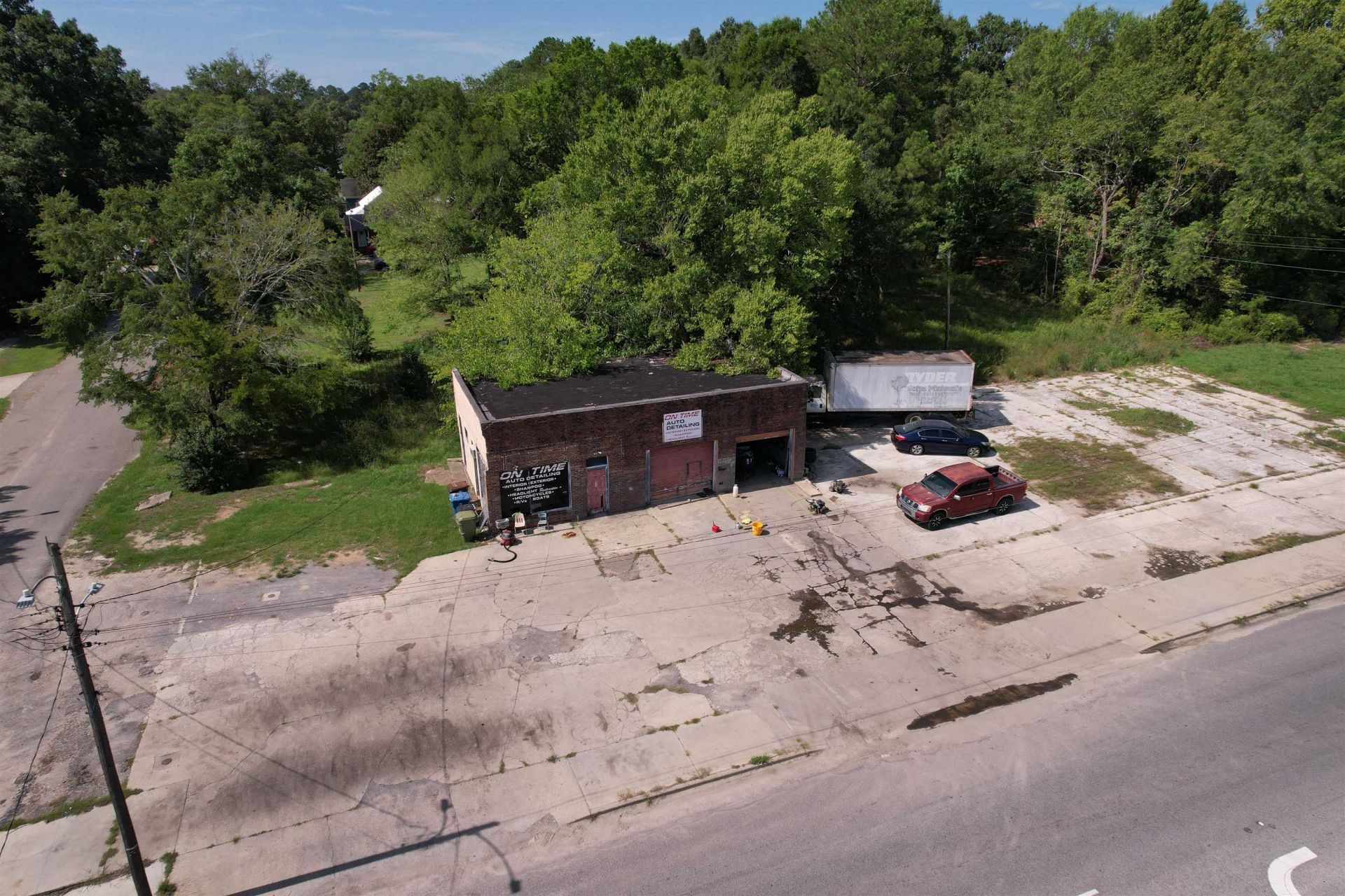 201 W Main St.  Photo 7