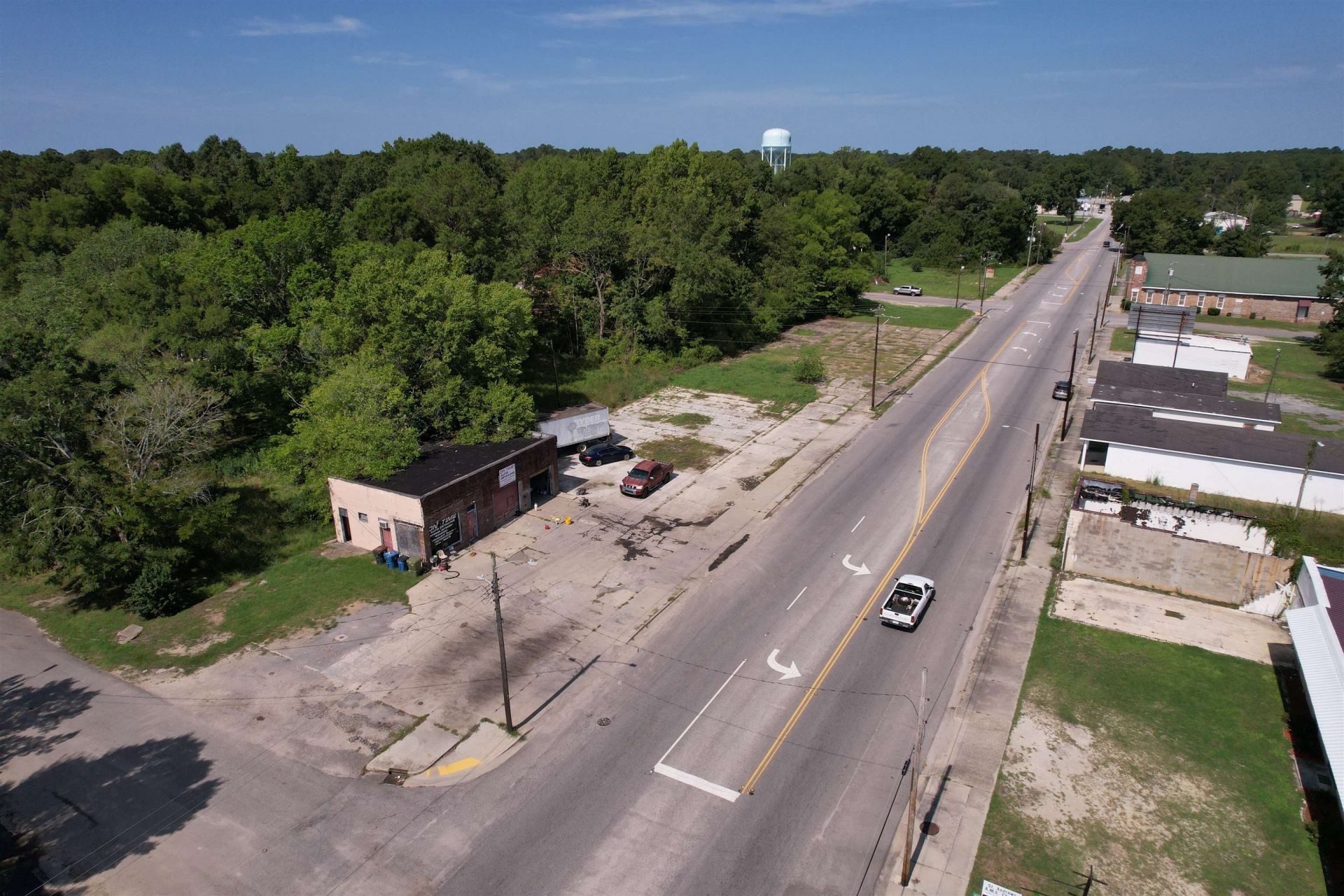 201 W Main St.  Photo 8