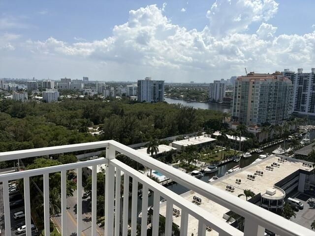 3000 E Sunrise Boulevard, Unit 17F, Fort Lauderdale, FL 33304 Photo