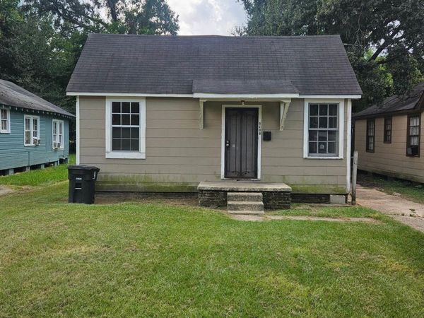 5108 Clayton St, Baton Rouge, LA 70805