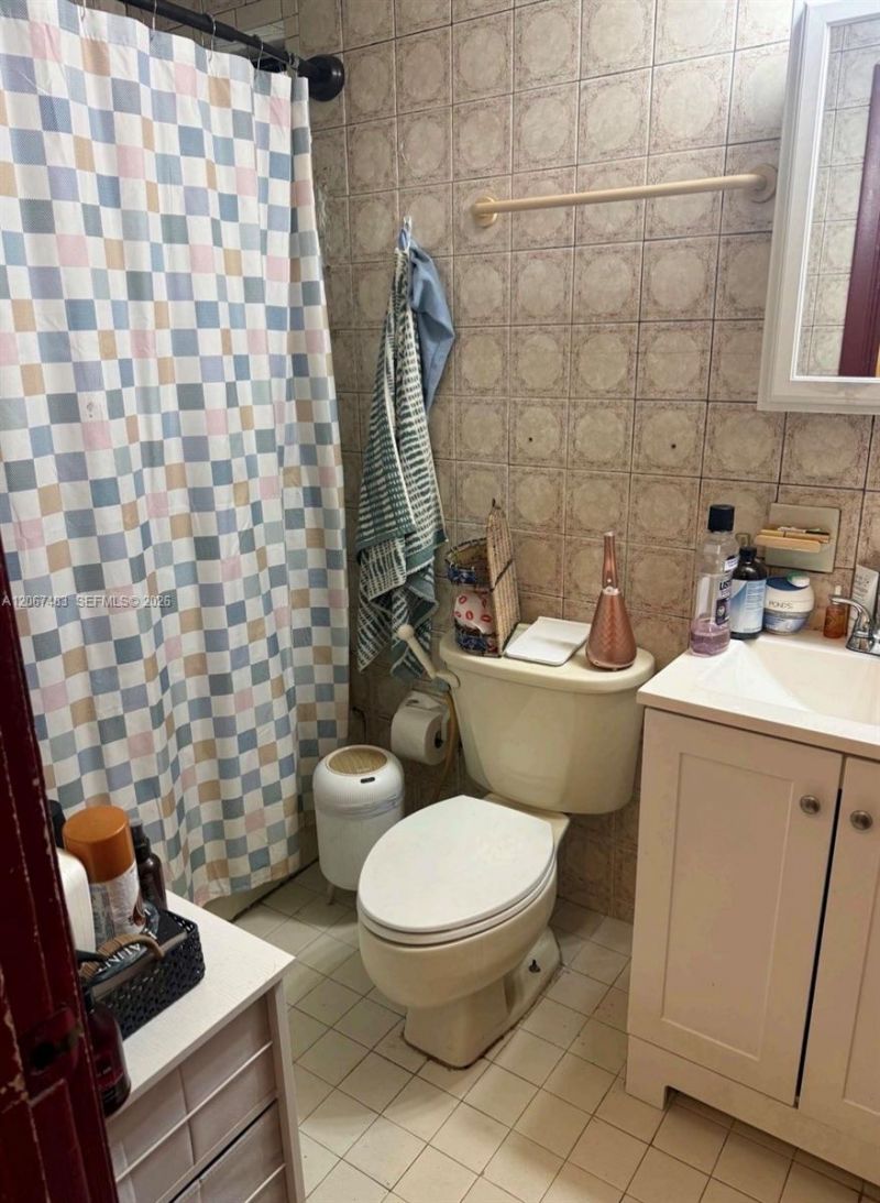 3969 SW 2nd St, Miami, FL 33134 Photo