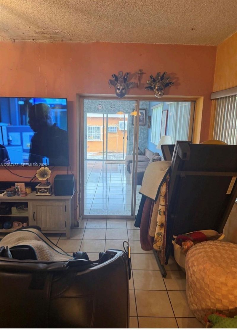 3969 SW 2nd St, Miami, FL 33134 Photo