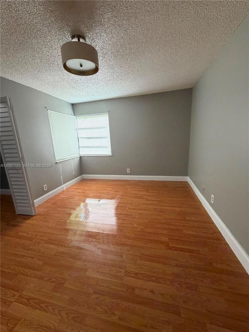 3100 Riverside Dr, Unit 104, Coral Springs, FL 33065 Photo