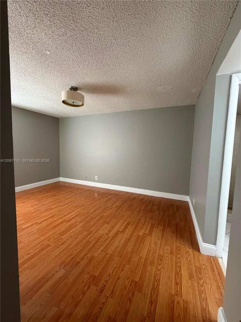 3100 Riverside Dr, Unit 104, Coral Springs, FL 33065 Photo