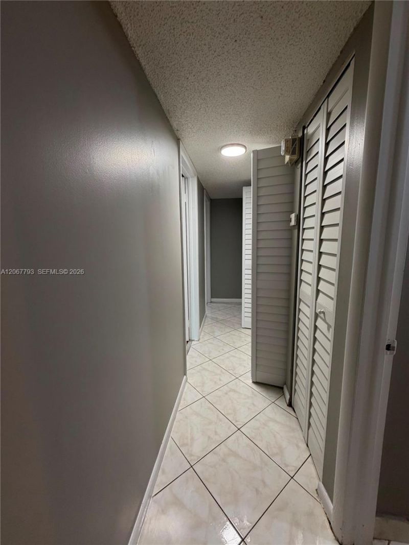 3100 Riverside Dr, Unit 104, Coral Springs, FL 33065 Photo