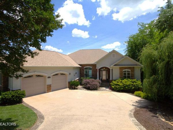 130 Lake Vista Drive, Greenback, TN 37742