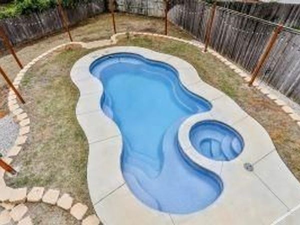 3910 Kingsferry Court, Arlington, TX 76016