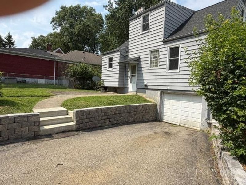 6342 Elbrook Avenue, Golf Manor, OH 45237 Photo 3