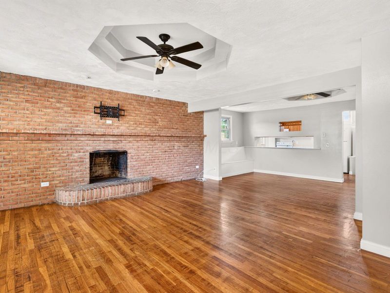 17 E Oak Street, Canal Winchester, OH 43110 Photo 7