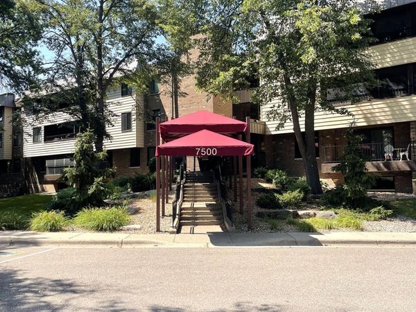 7500 Cahill Road, Unit 311C, Edina, MN 55439