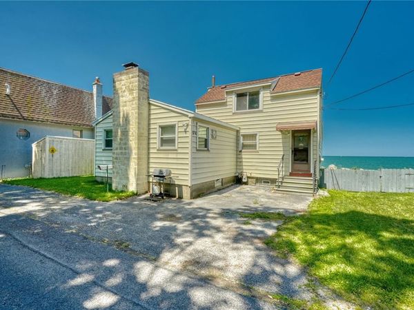 374 Lake Road , Webster, NY 14580