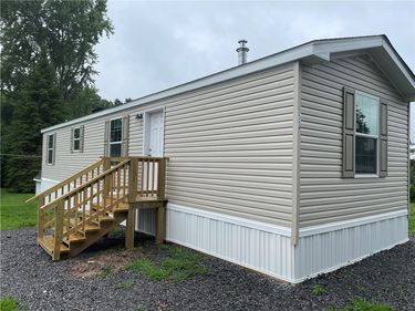 53 Northrup Lane, Farmington, NY 14425