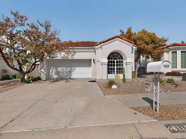 6115 Rosetree Place NE, Albuquerque, NM 87111