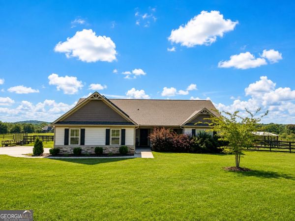 4404 Smokey Rd, Newnan, GA 30263