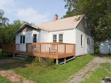 372 6th Street, Burr, NE 68324