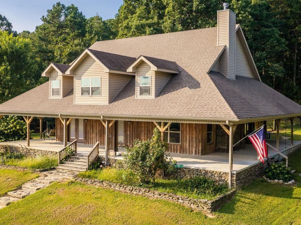 17601 Burlingame Road, Little Rock, AR 72223