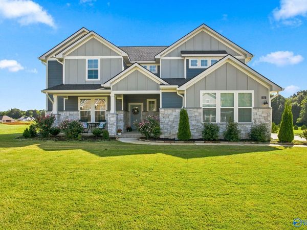 315 Merrydale Drive, Huntsville, AL 35811