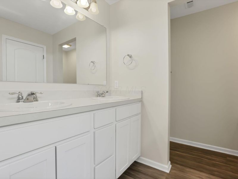 1226 Lake Forest Drive, Hebron, OH 43025 Photo 16
