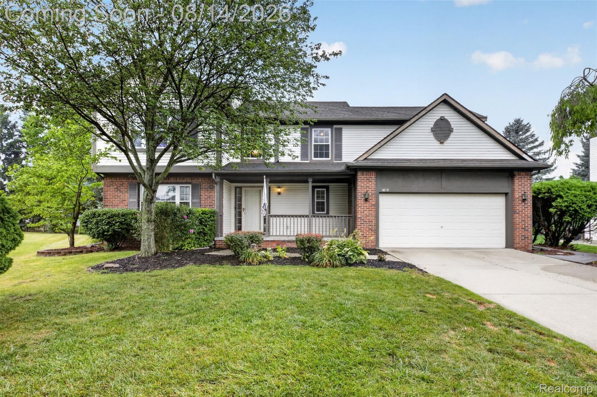 1613 Oak Squire Court, Howell, Mi 48855 Main Photo