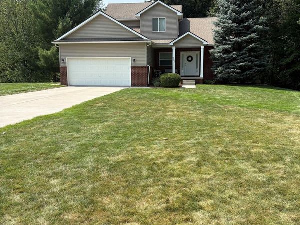 501 Forest Hill Drive, Brandon Township, Mi 48371