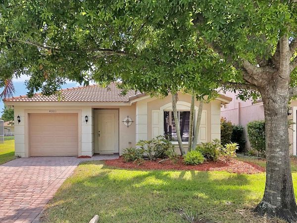 4801 SE GRAHAM Drive, Stuart, FL 34997