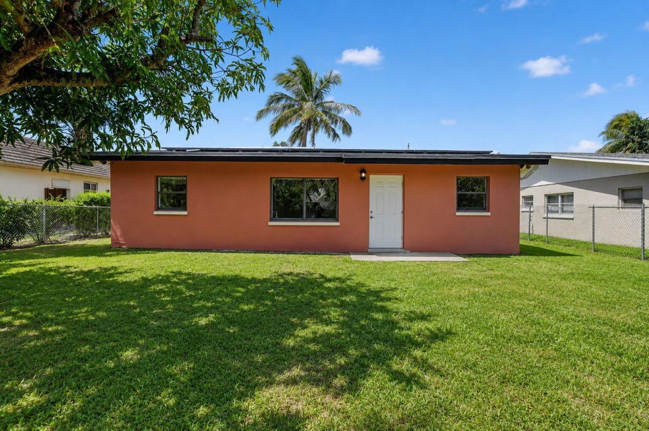 816 SW 3rd Court, Delray Beach, FL 33444 Photo