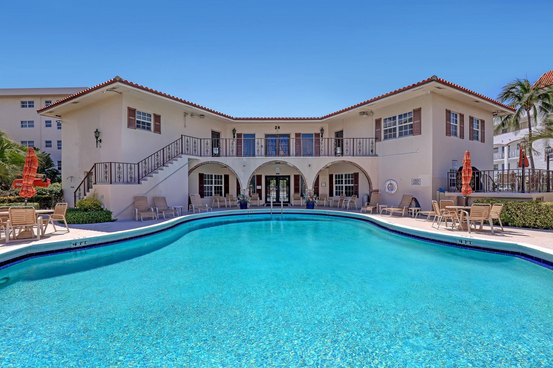 28 Yacht Club Drive, Unit 409, North Palm Beach, FL 33408 Photo
