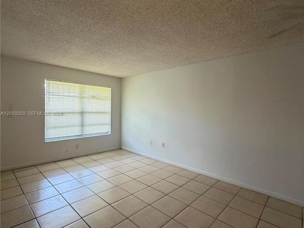 291 NW 177th St , Unit C-117, Miami Gardens, FL 33169
