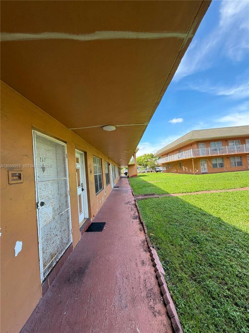 291 NW 177th St , Unit C-117, Miami Gardens, FL 33169 Photo