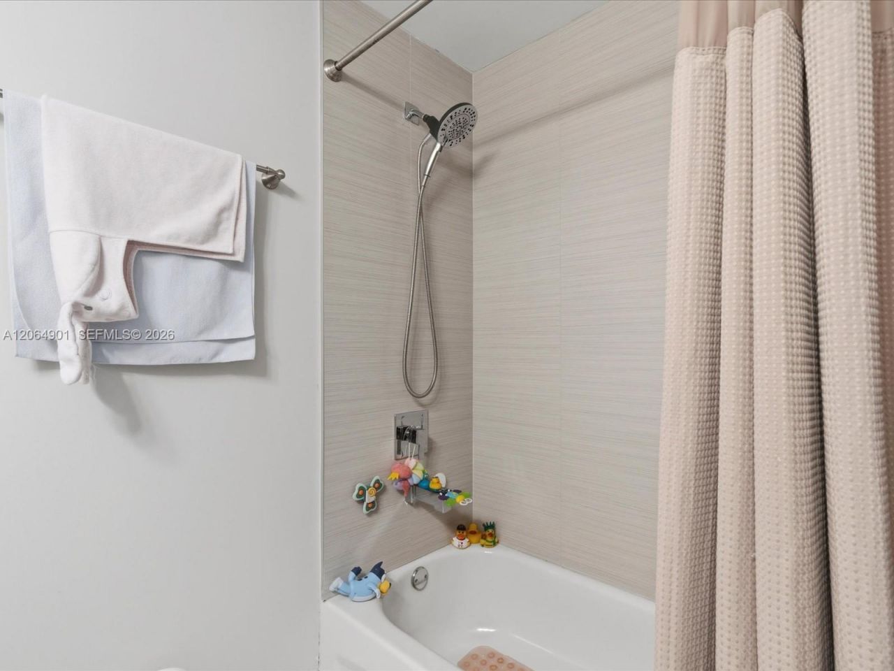 1010 SW 2nd Ave , Unit 1009, Miami, FL 33130 Photo