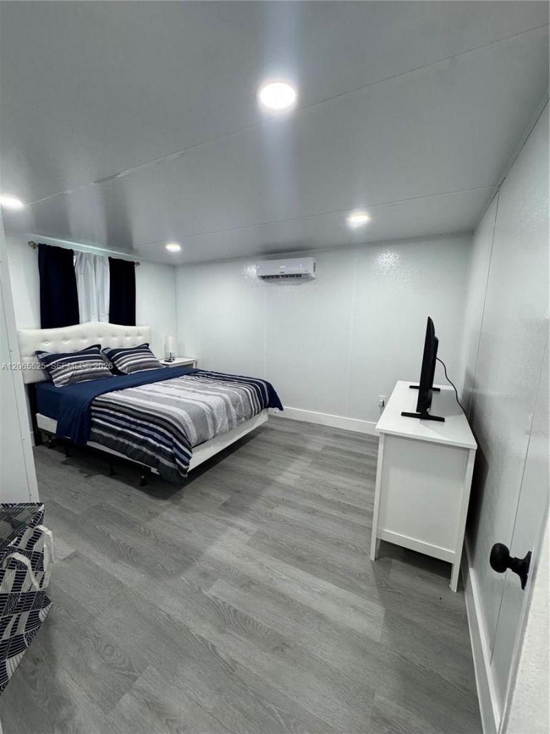 2461 NW 14th St , Unit 2, Fort Lauderdale, FL 33311 Photo