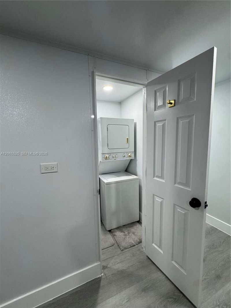 2461 NW 14th St , Unit 2, Fort Lauderdale, FL 33311 Photo